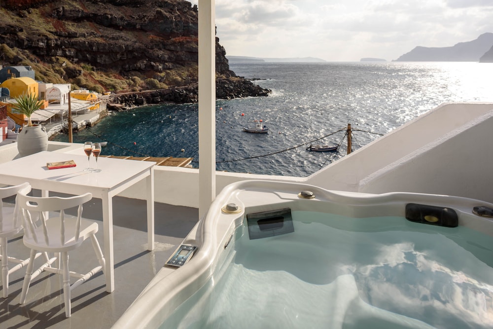 Amoudi Villas by null