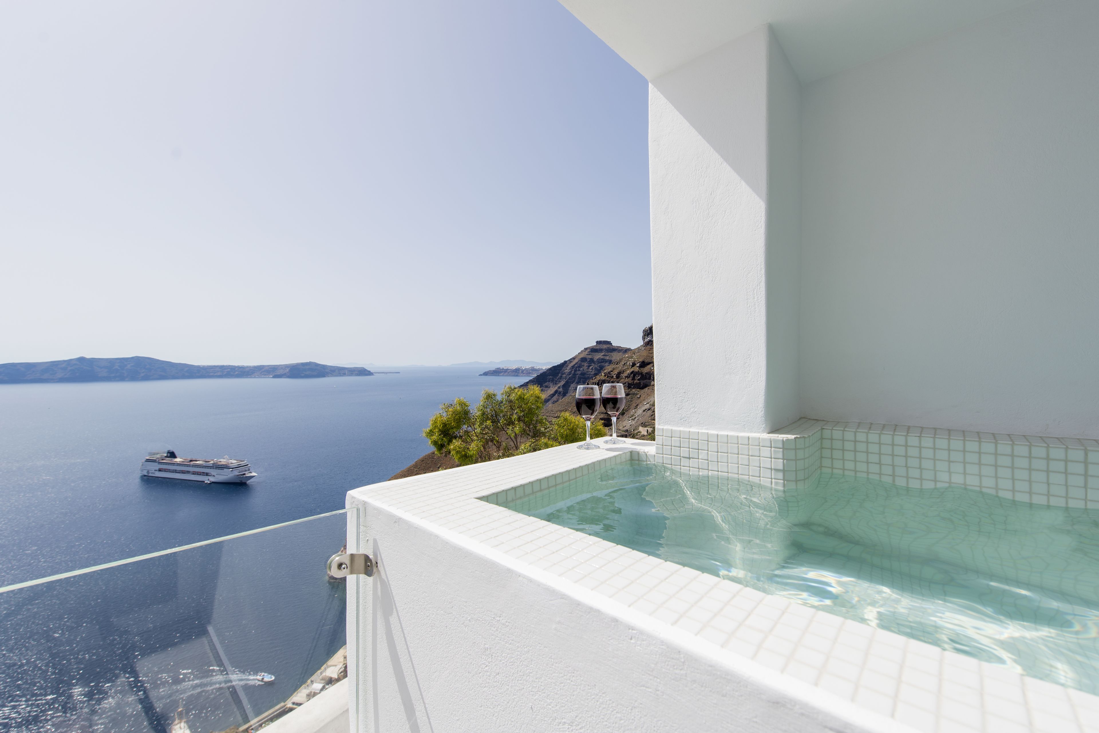 Photo - Villa Renos Hotel