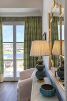 Egyptian cotton sheets, premium bedding, down comforters, minibar