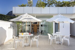 View from property - Hotel Atlantico Copacabana (Rio de Janeiro)