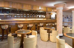 酒吧（店内）