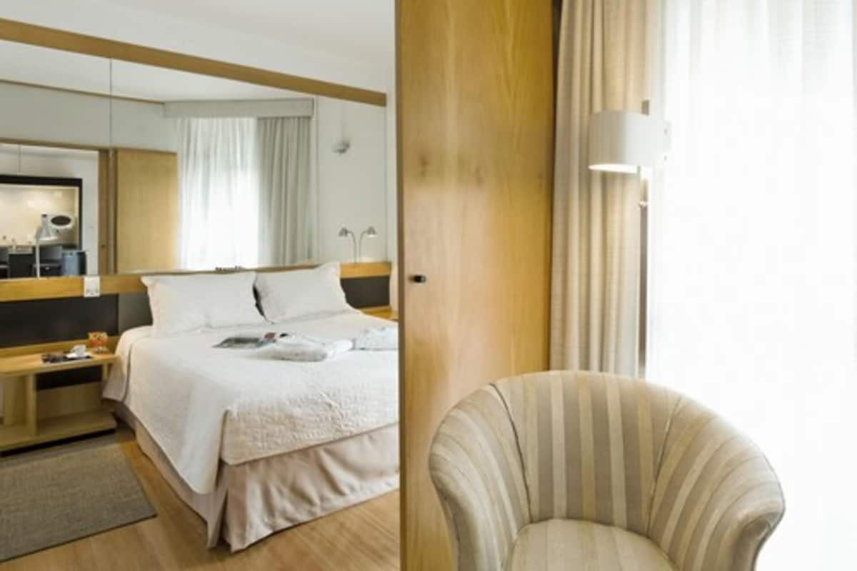 Minibar, in-room safe, desk, blackout curtains