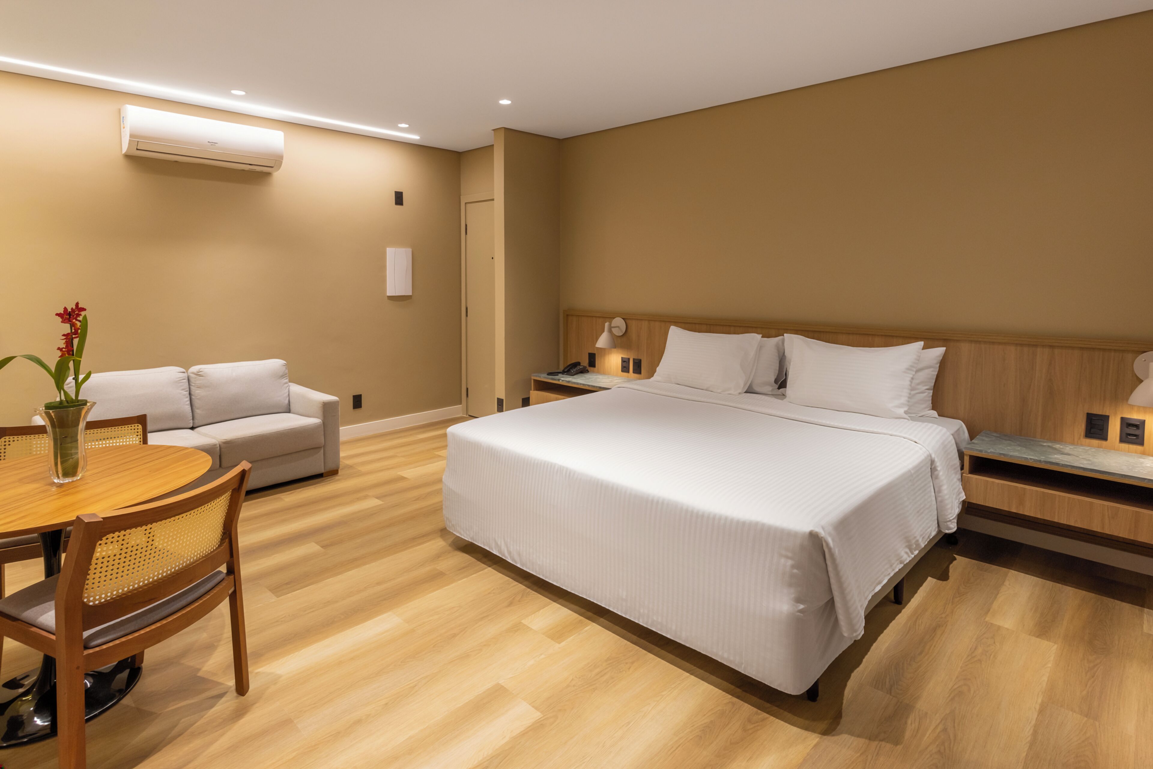Foto - Intercity Faria Lima Address