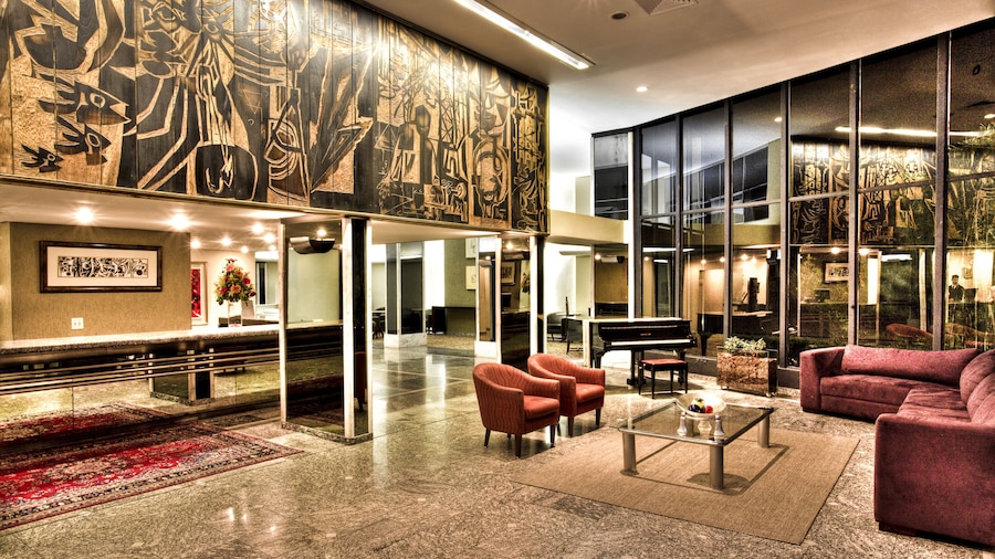 Alta Reggia Plaza Hotel