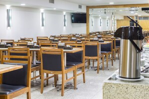 Dagelijks ontbijtbuffet inbegrepen