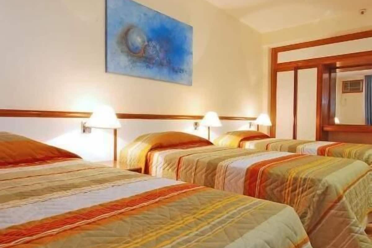 1 bedroom, minibar, in-room safe, desk