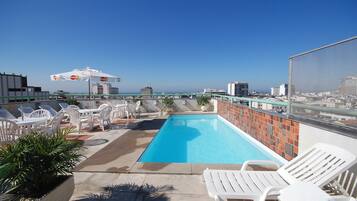 Outdoor pool, pool umbrellas