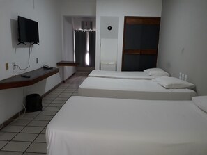 Triple Room, 3 Twin Beds | 1 bedroom, free WiFi, bed sheets