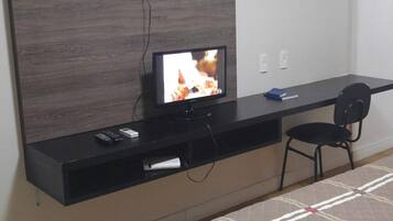 Double Room | Free WiFi, bed sheets