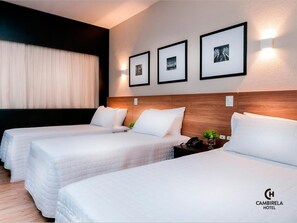 Literie de qualité supérieure, surmatelas, minibar