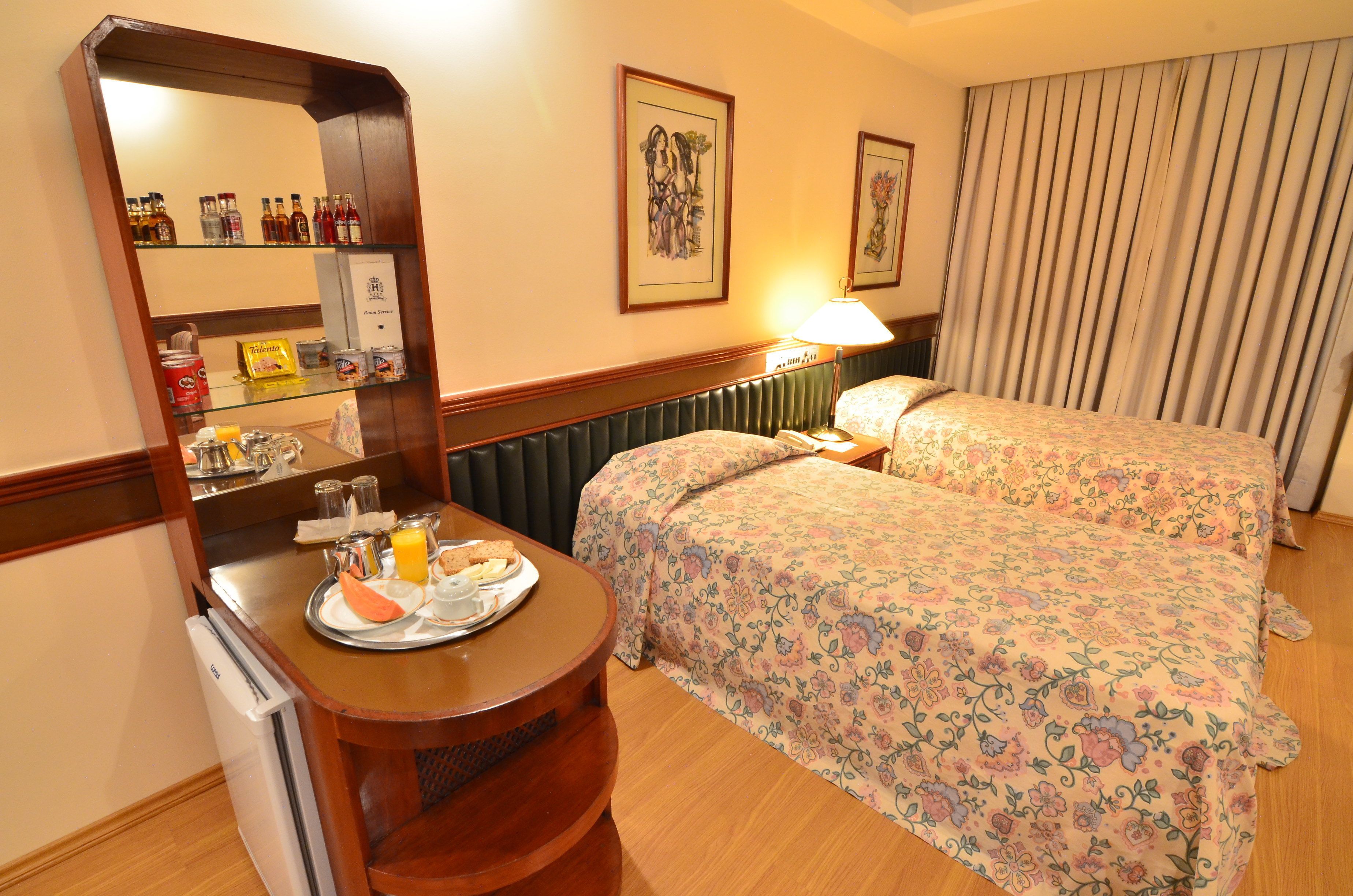 deluxe twin room | 1 bedroom, premium bedding, minibar, desk