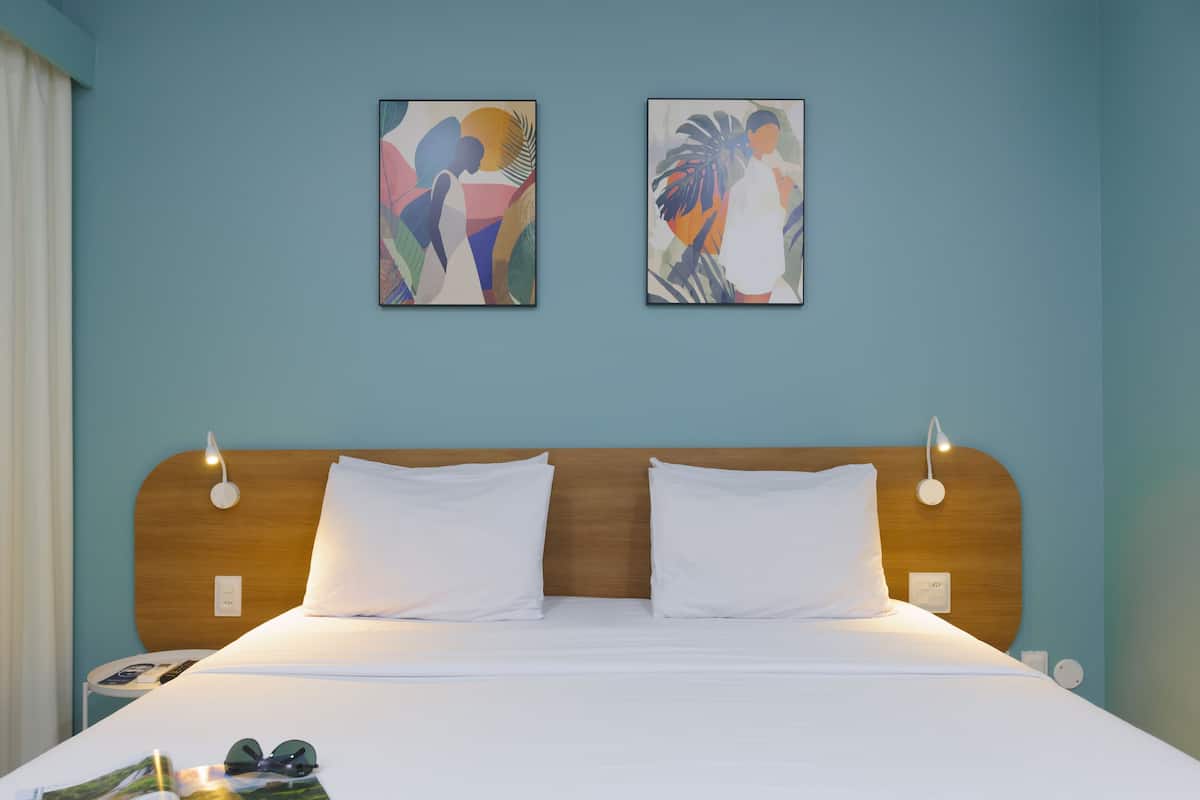 Minibar, desk, blackout drapes, soundproofing