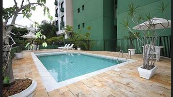 Outdoor pool, pool loungers