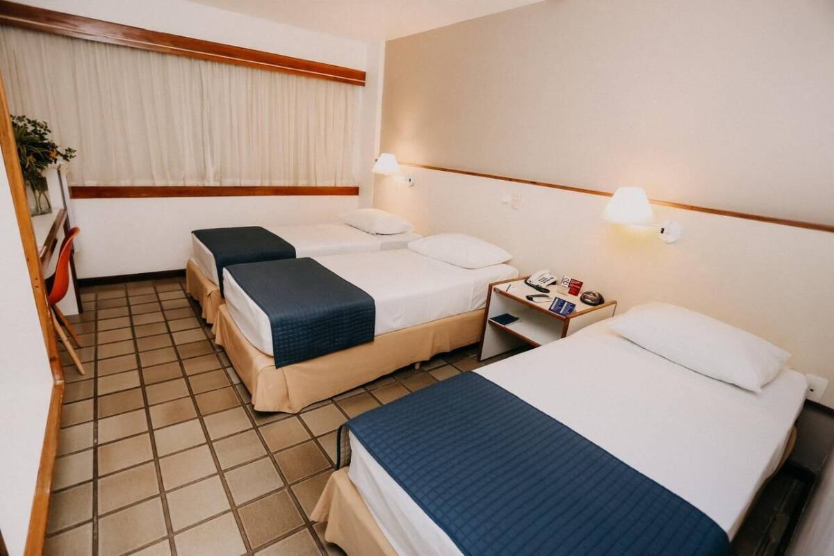 Minibar, desk, soundproofing, WiFi (free)