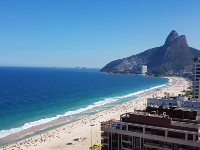 Everest Rio Hotel
