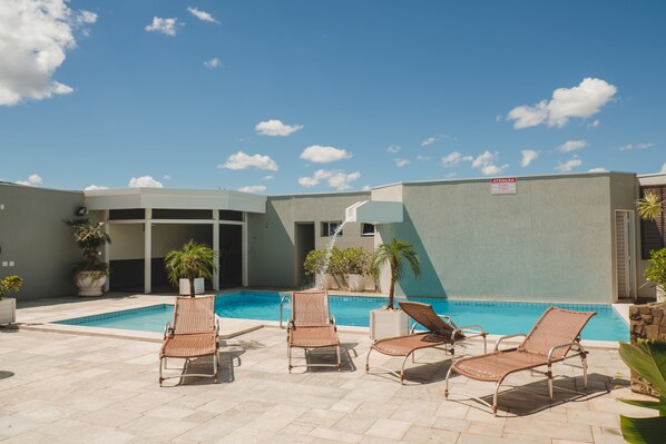 Outdoor pool, pool loungers