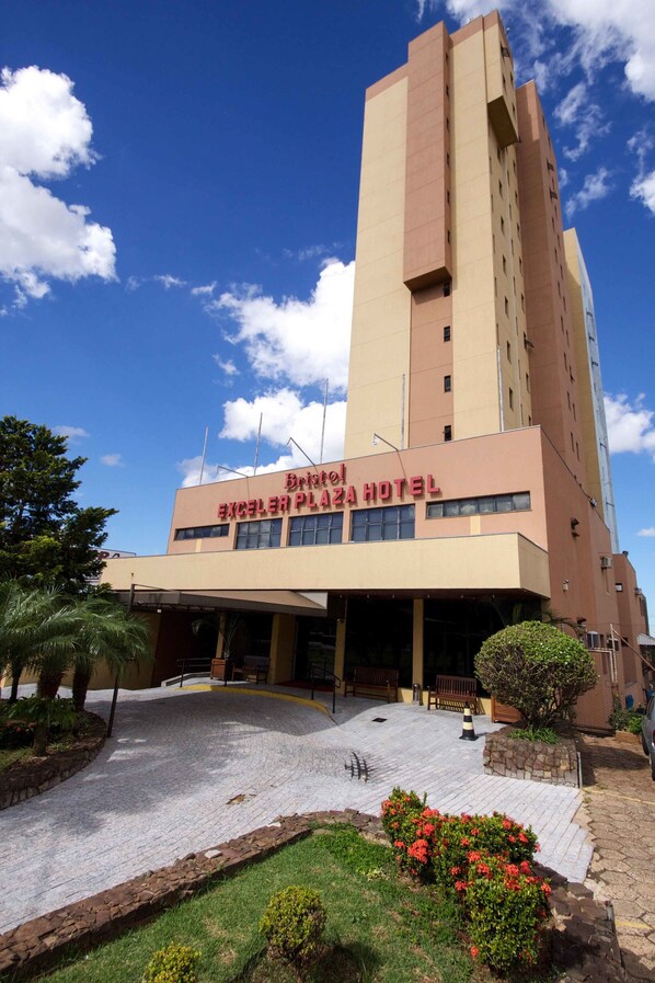 Exterior - Bristol Exceler Plaza Hotel (Campo Grande)