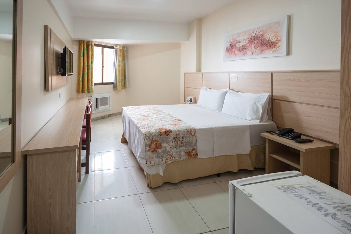 1 bedroom, minibar, in-room safe, desk