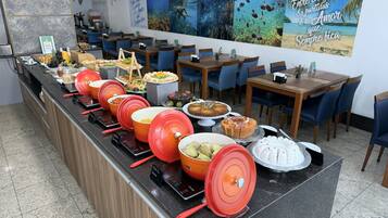 Petit déjeuner buffet compris tous les jours