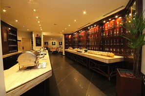 تناول الطعام