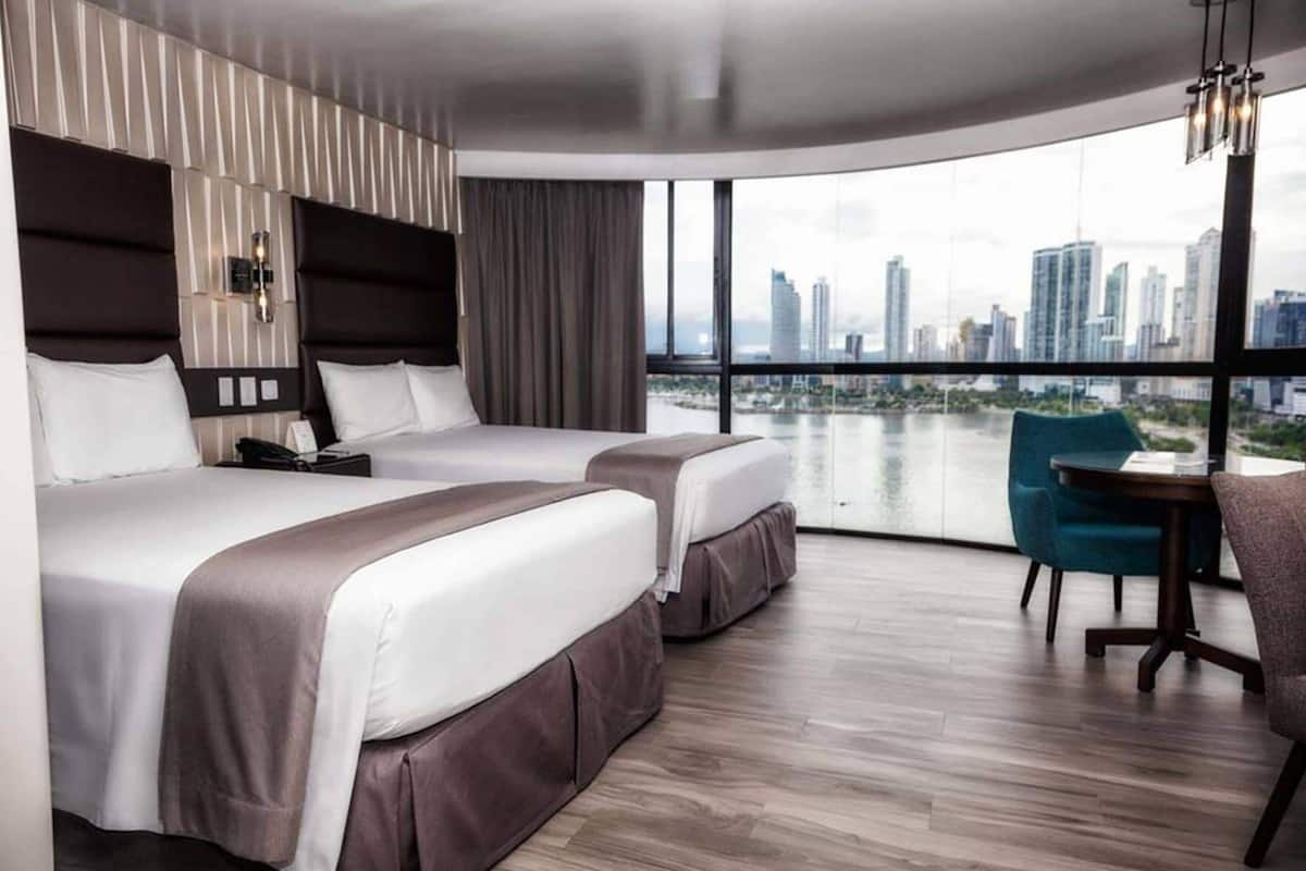 Premium bedding, down duvets, in-room safe, individually furnished