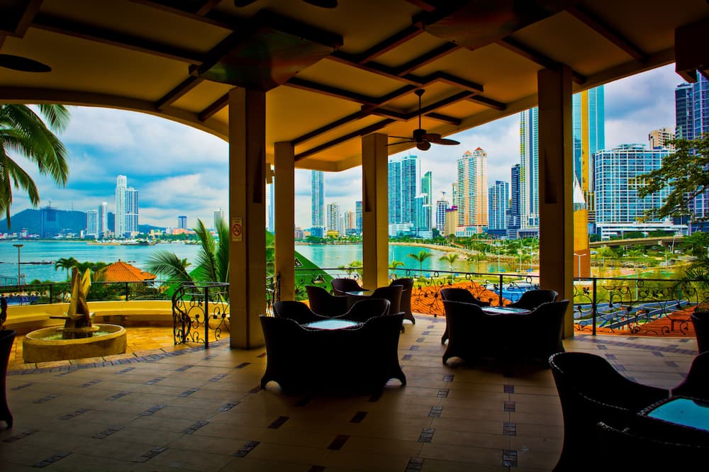 Plaza Paitilla Inn Hotel