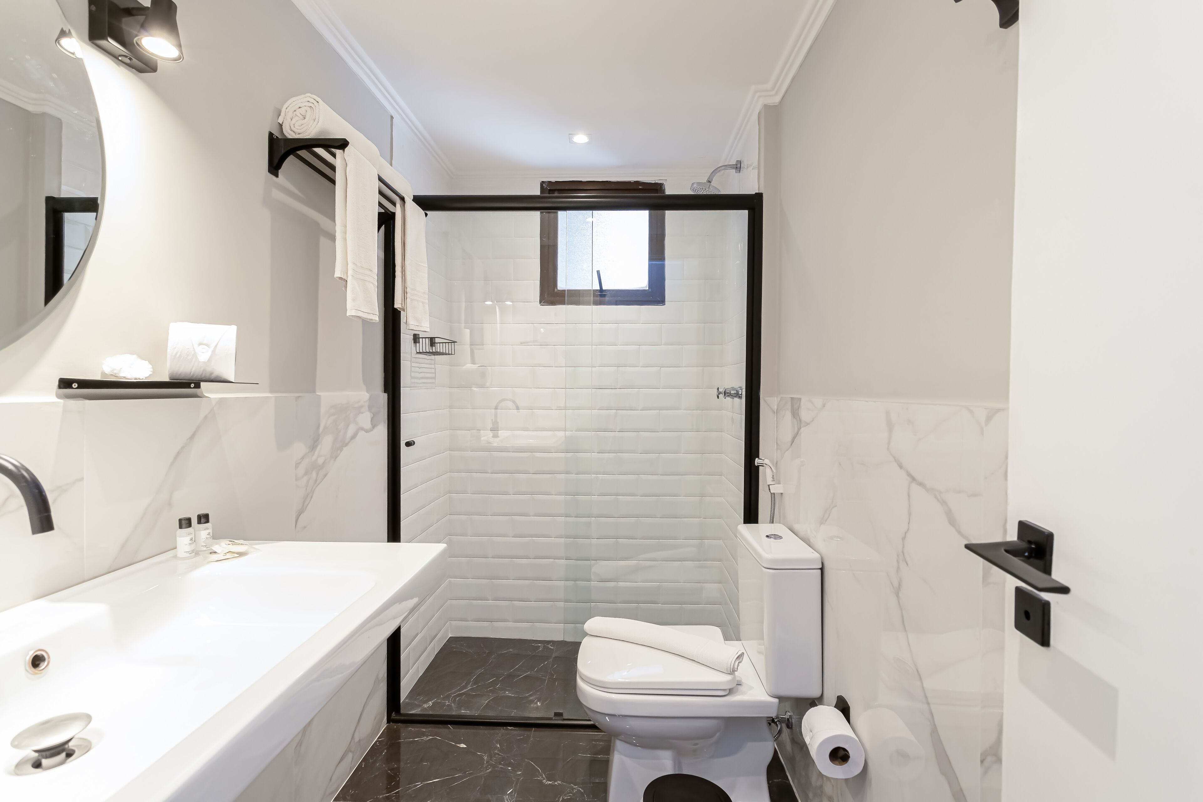 premium studio | bathroom | shower, free toiletries, hair dryer, bidet