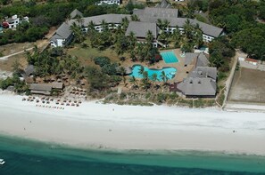 Aerial view - Reef Hotel (Mombasa)