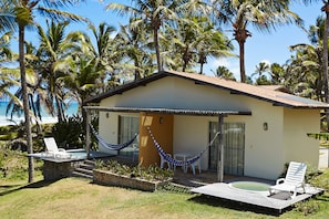 Frigobar, escrivaninha, Wi-Fi de cortesia, roupa de cama