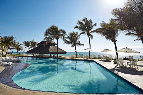 3 outdoor pools, pool umbrellas, sun loungers