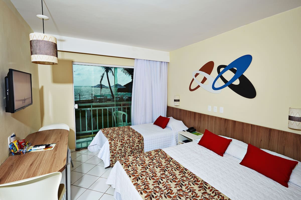 Deluxe Room | Premium bedding, minibar, in-room safe, desk