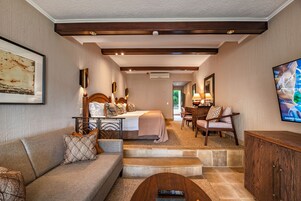 Family Room | Hypo-allergenic bedding, minibar, in-room safe, desk