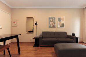 Standard Twin Room, 2 Single Beds | Living room