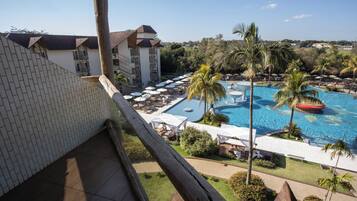 Room (Suite Master - Vista Piscina) | Water view