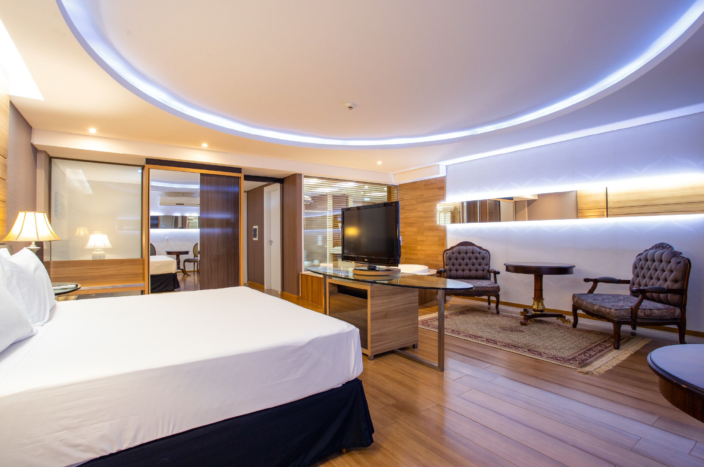 Kamar Premium (Suite Premium - Vista Piscina) | Bantalan ekstra lembut, minibar, brankas, dan meja kerja