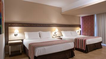 Deluxe Apartment | 1 bedroom, pillowtop beds, minibar, in-room safe