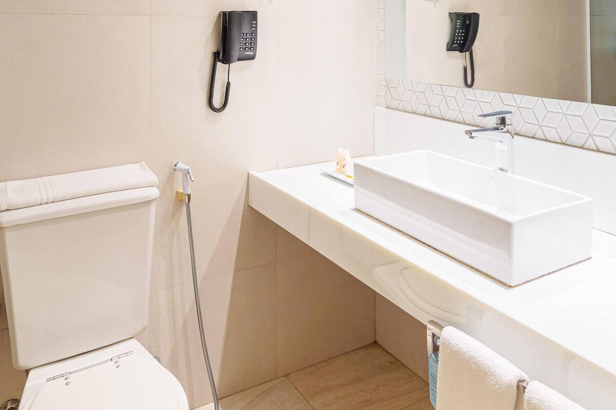 Bathroom | Free toiletries, hair dryer, towels
