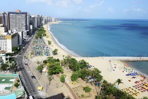 Sulla spiaggia, teli da spiaggia