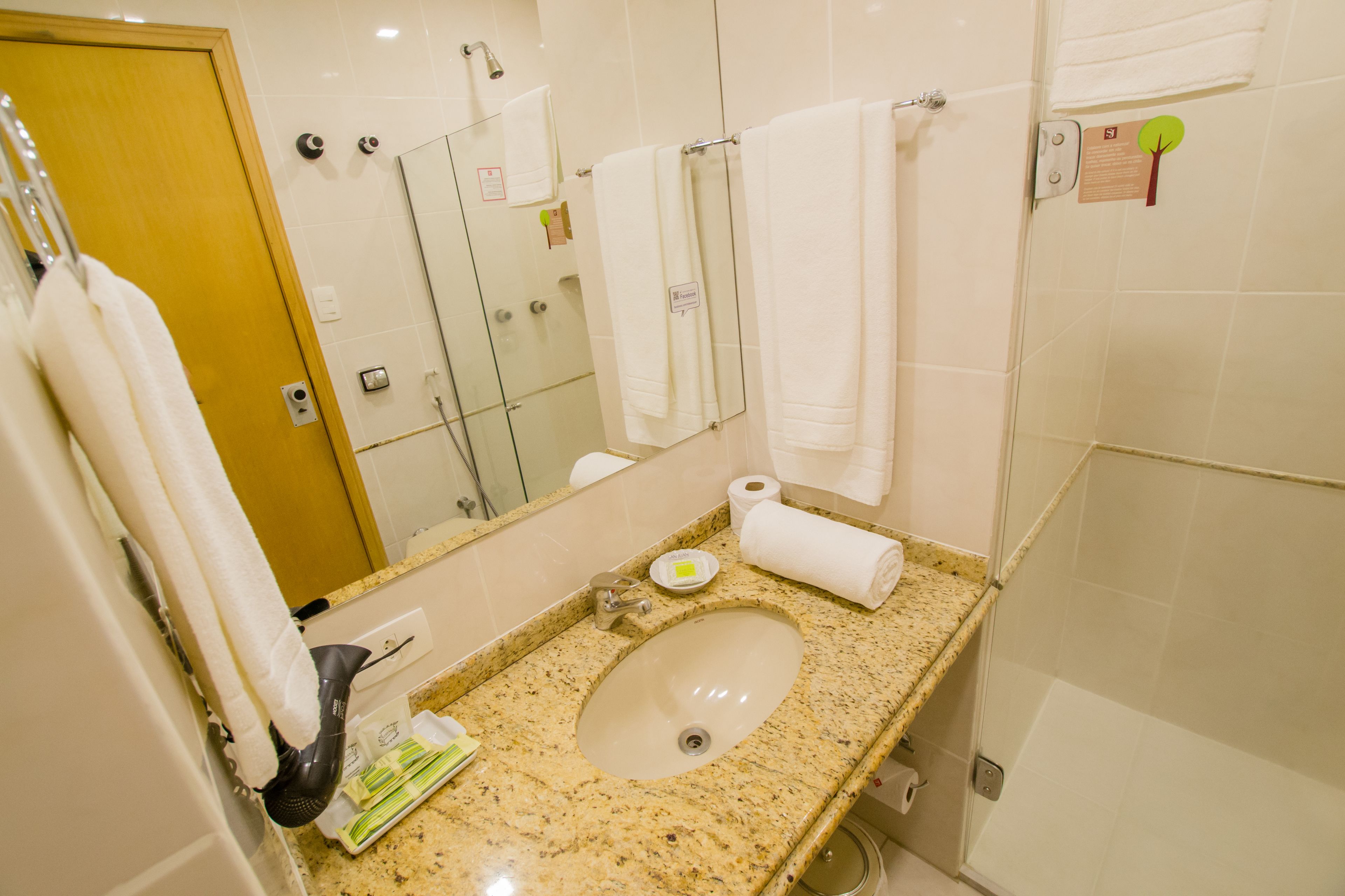 1 bedroom, minibar, in-room safe, free wifi