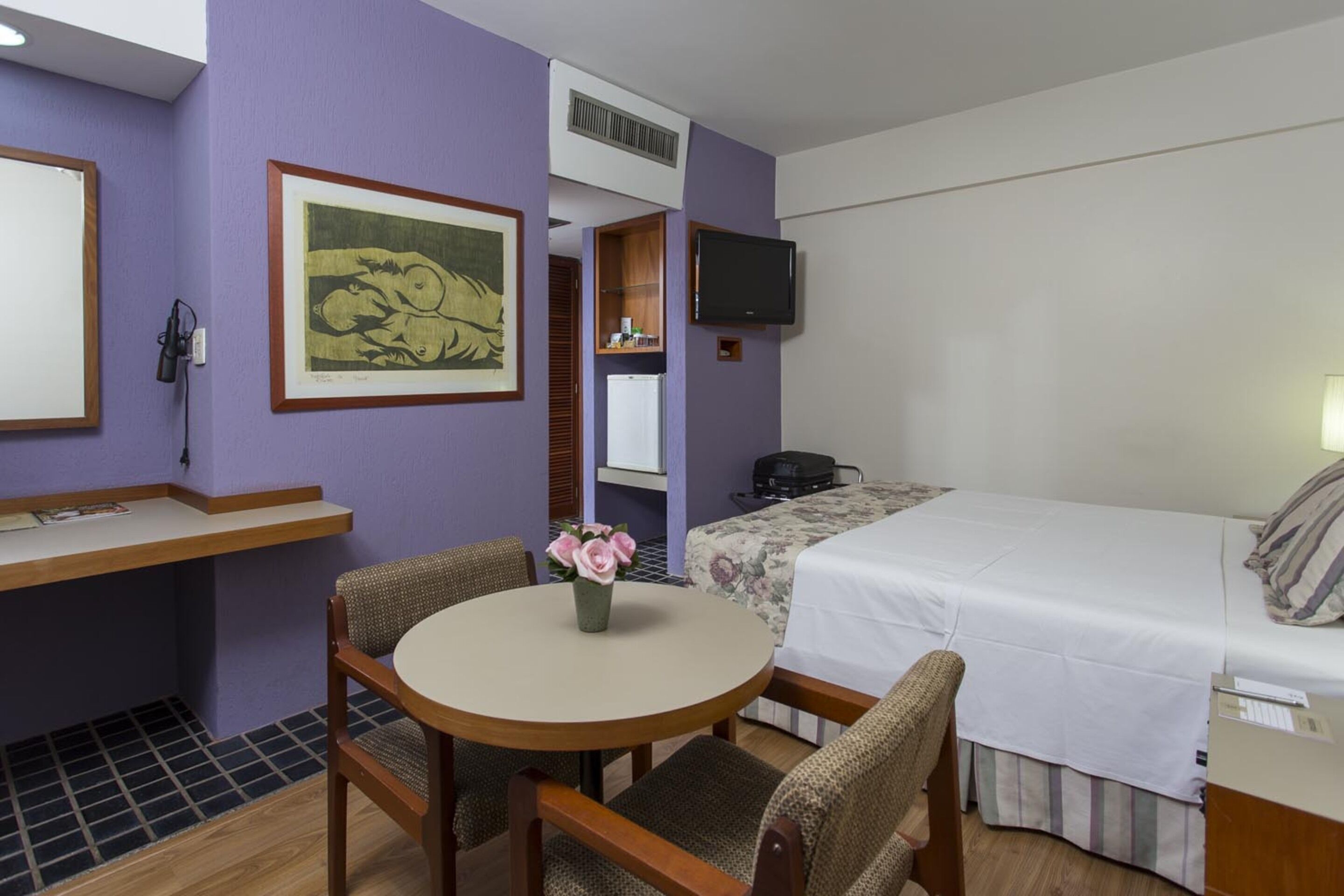 Minibar, desk, soundproofing, free WiFi