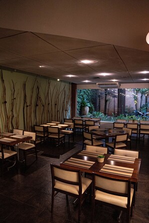 Restaurant - Stream Hotéis (Ribeirão Preto)