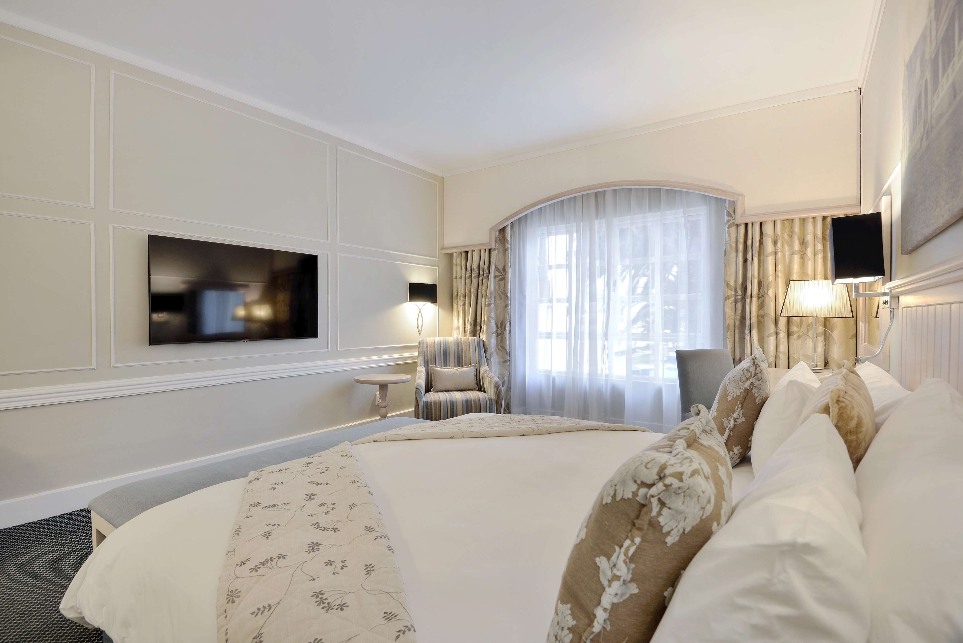 1 bedroom, minibar, in-room safe, desk