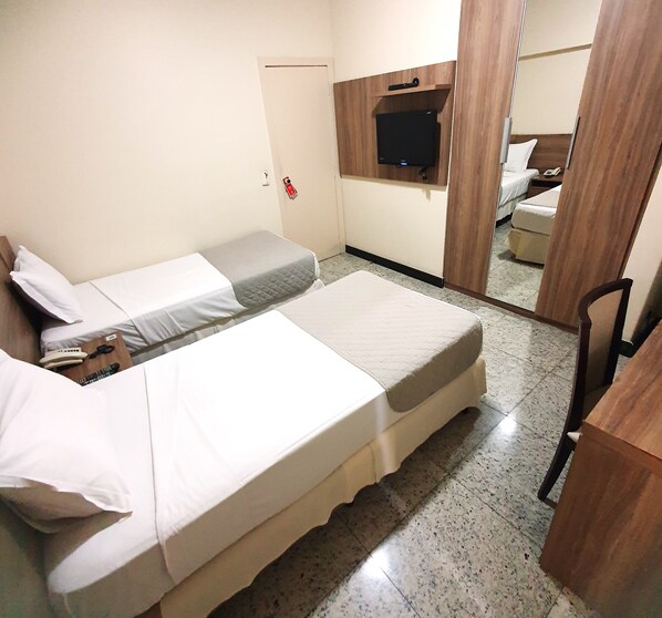Quarto Twin Standard