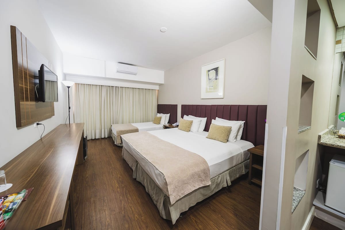 1 chambre, minibar, coffre-fort, bureau