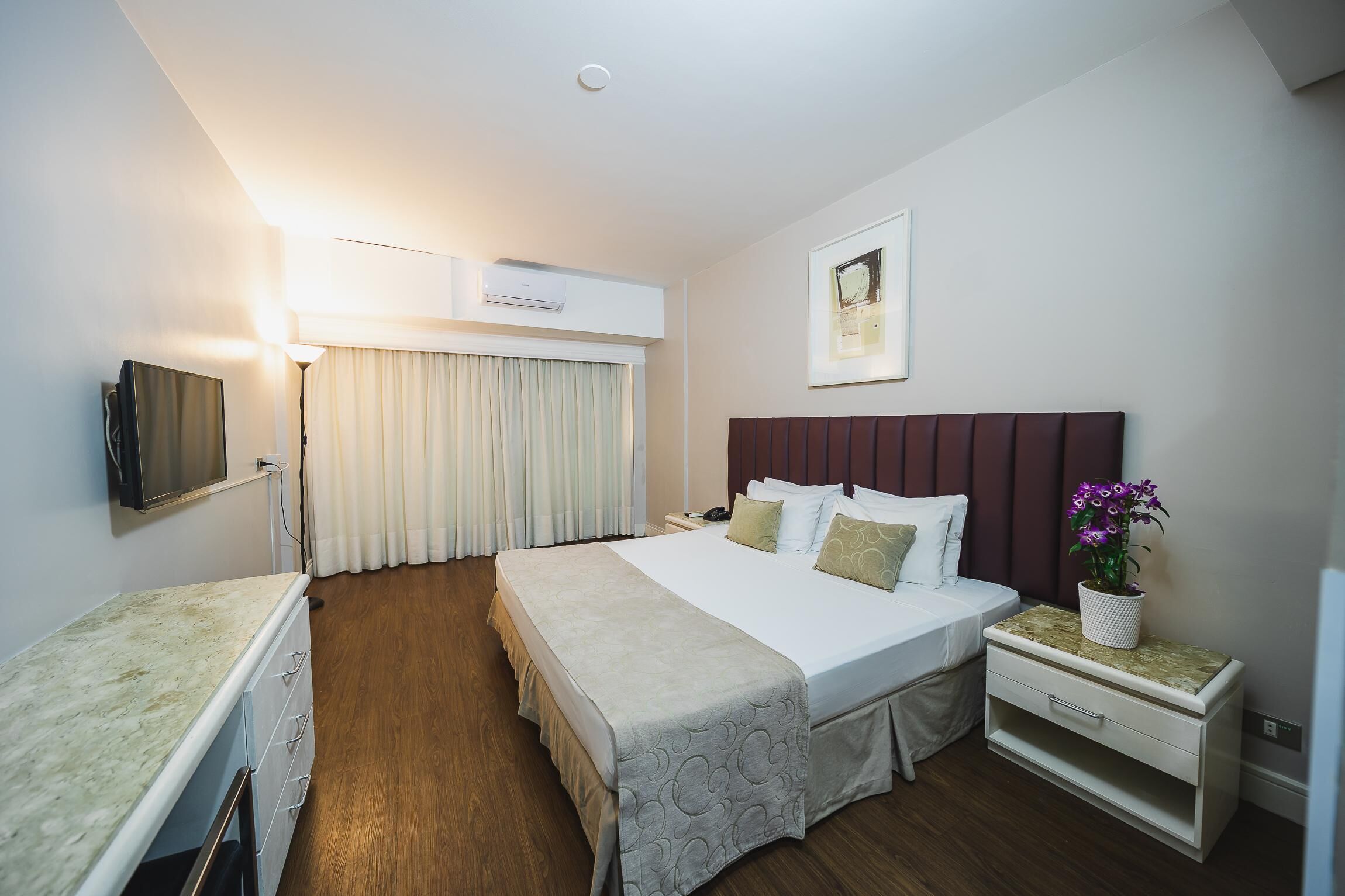 Minibar, in-room safe, desk, soundproofing