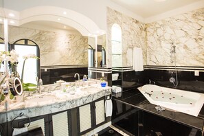 Presidential Suite | Bathroom | Shower, hair dryer, bathrobes, slippers