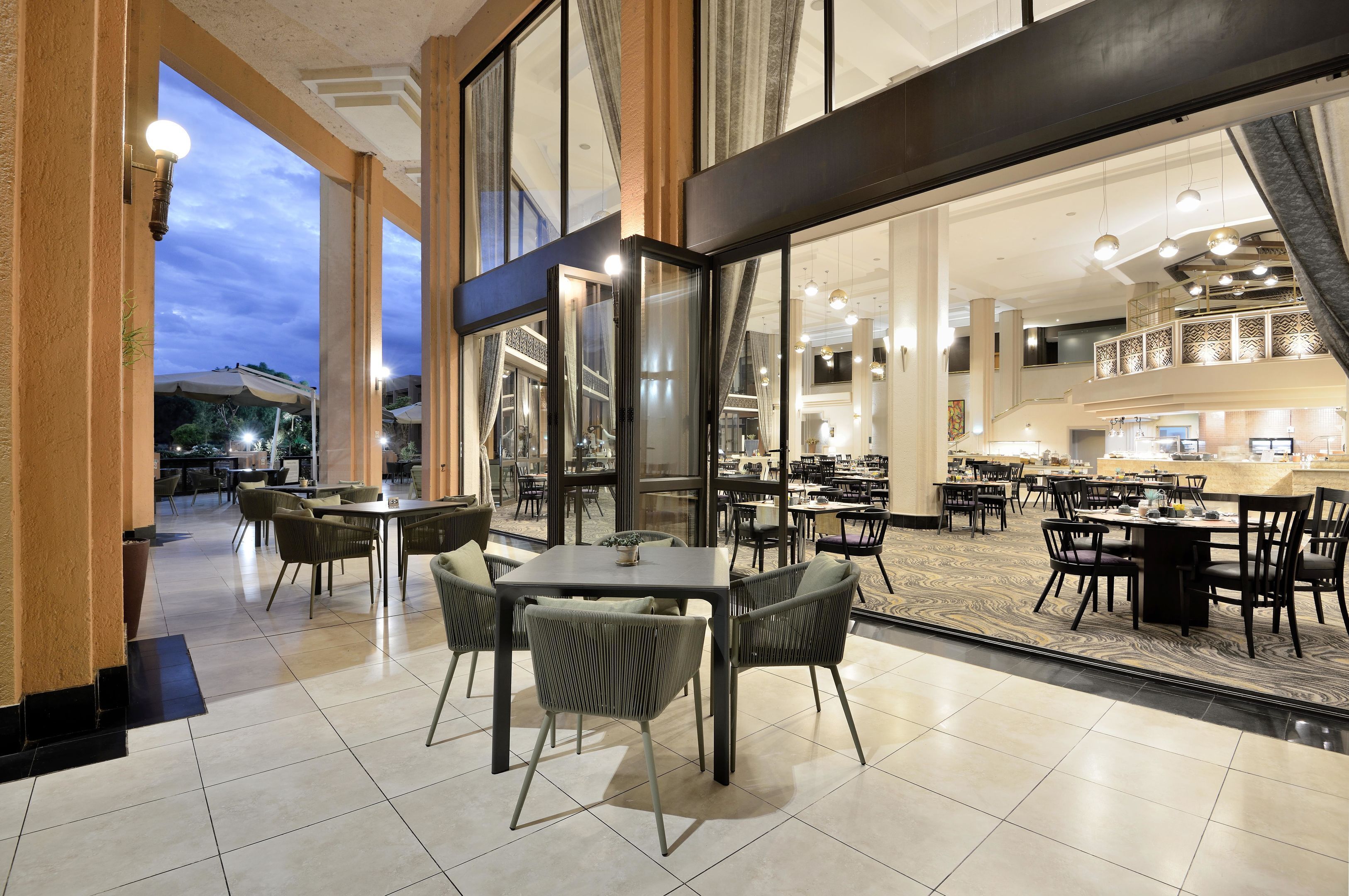 3 restauranter, frokost serveres