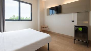 Doppia Superior, non fumatori | Una scrivania, Wi-Fi gratuito, lenzuola