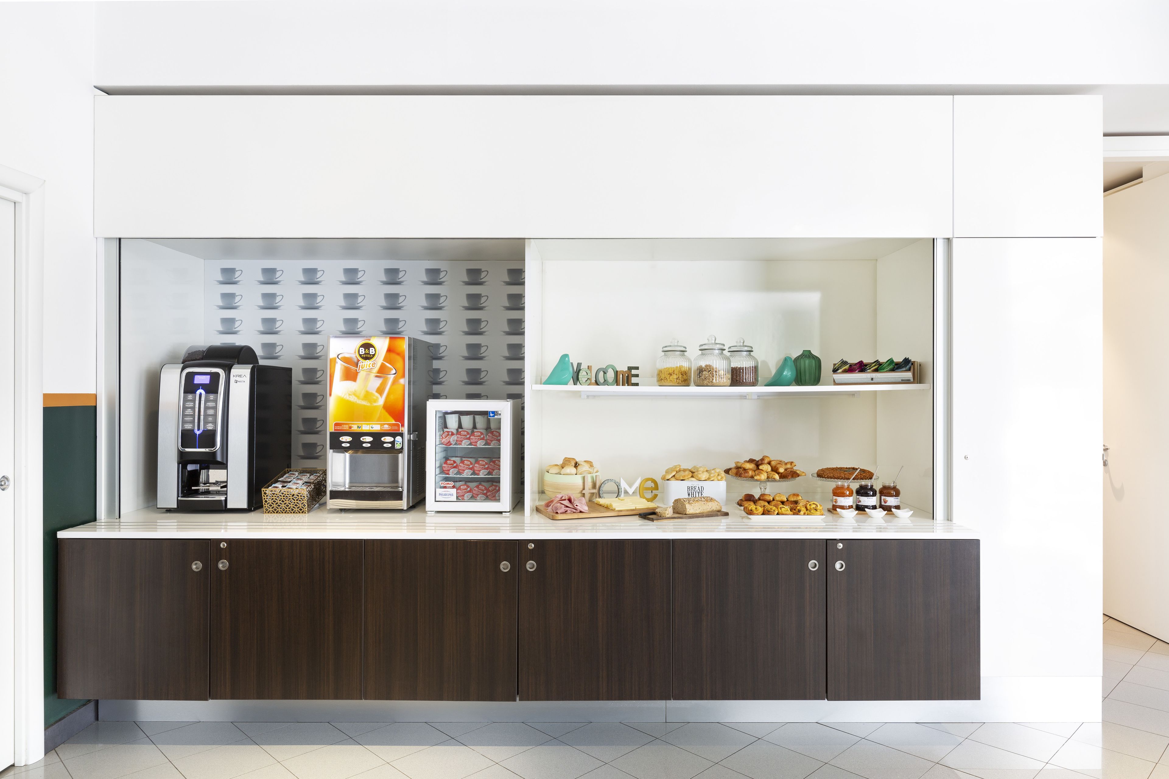 daily buffet breakfast (eur 7.9 per person)