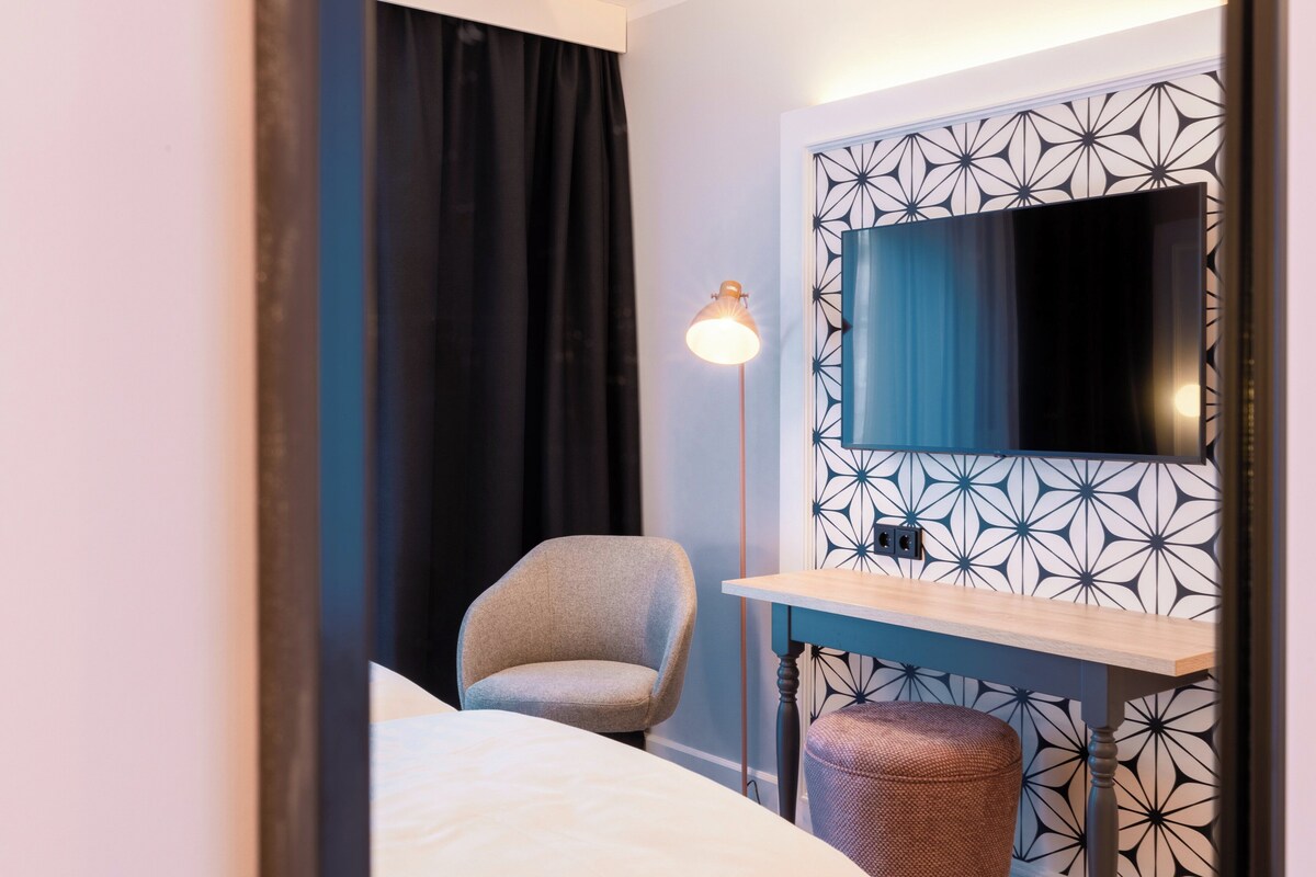 Standardzimmer, 1 Queen-Bett | Allergikerbettwaren, Schreibtisch, laptopgeeigneter Arbeitsplatz
